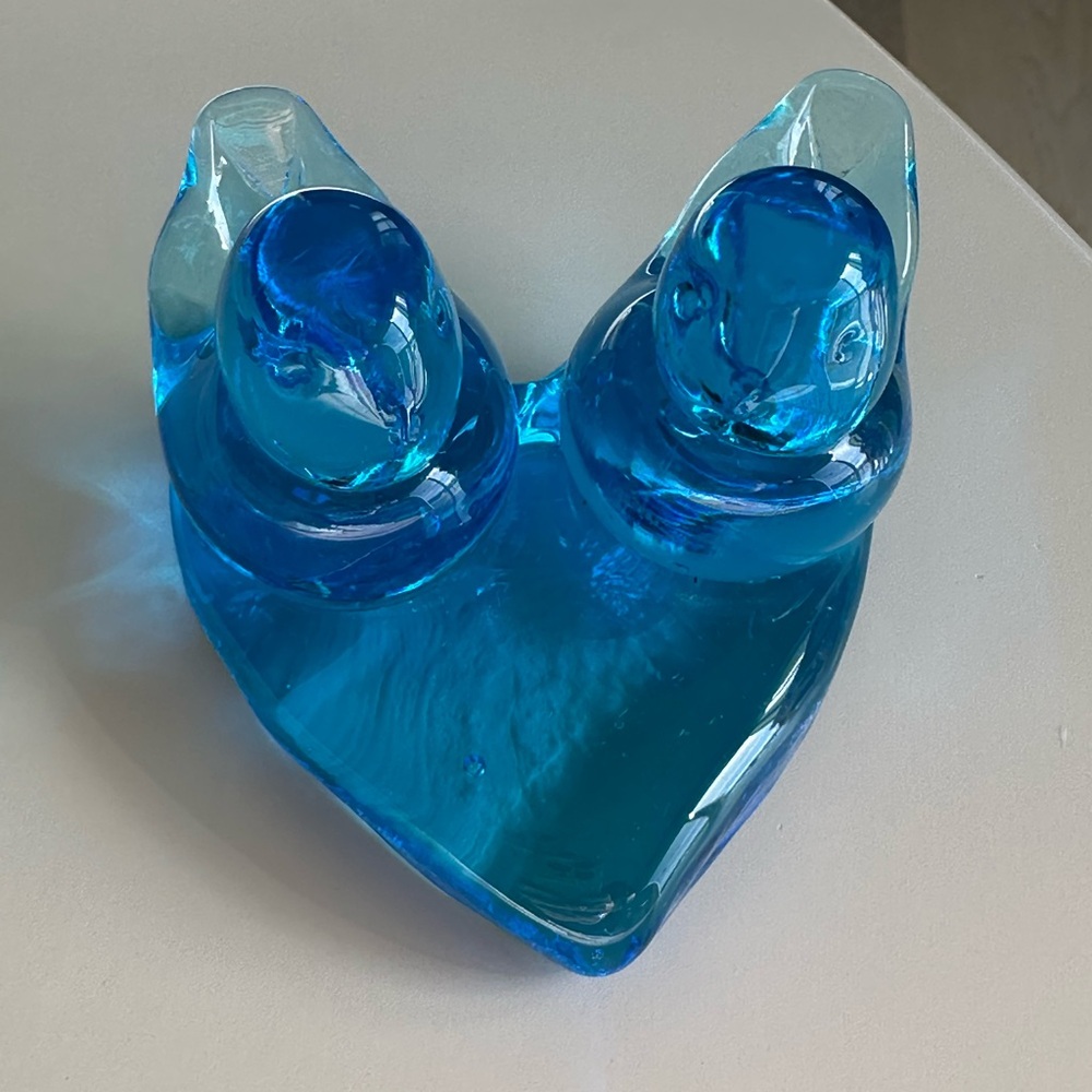 Vintage 1994 Happy Little Bluebird Blue Titan Art Glass Bird Figure Signed USA